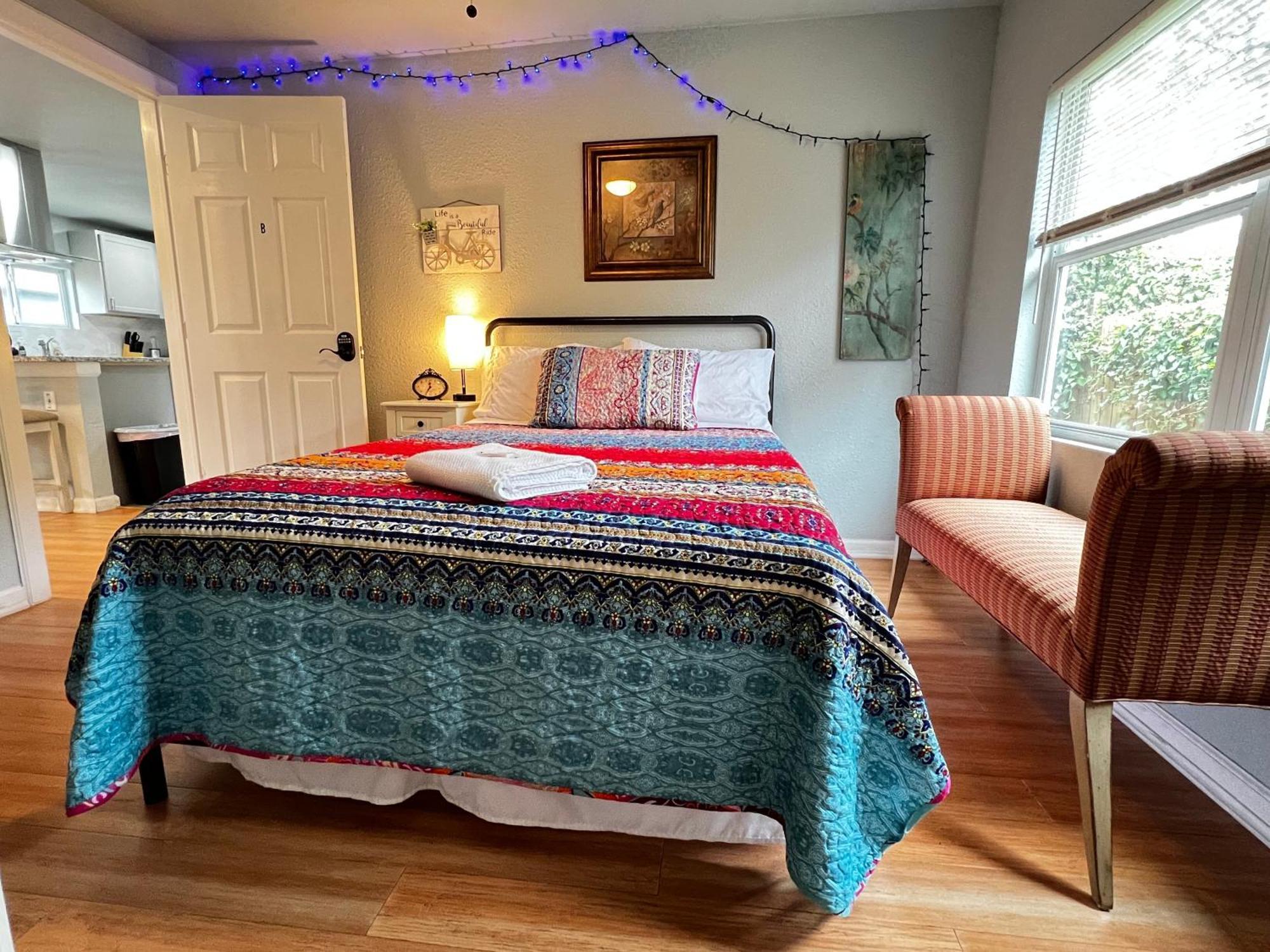 Boho Bliss- Cozy Private Room 2 Miles From Alamodome! San Antonio Esterno foto